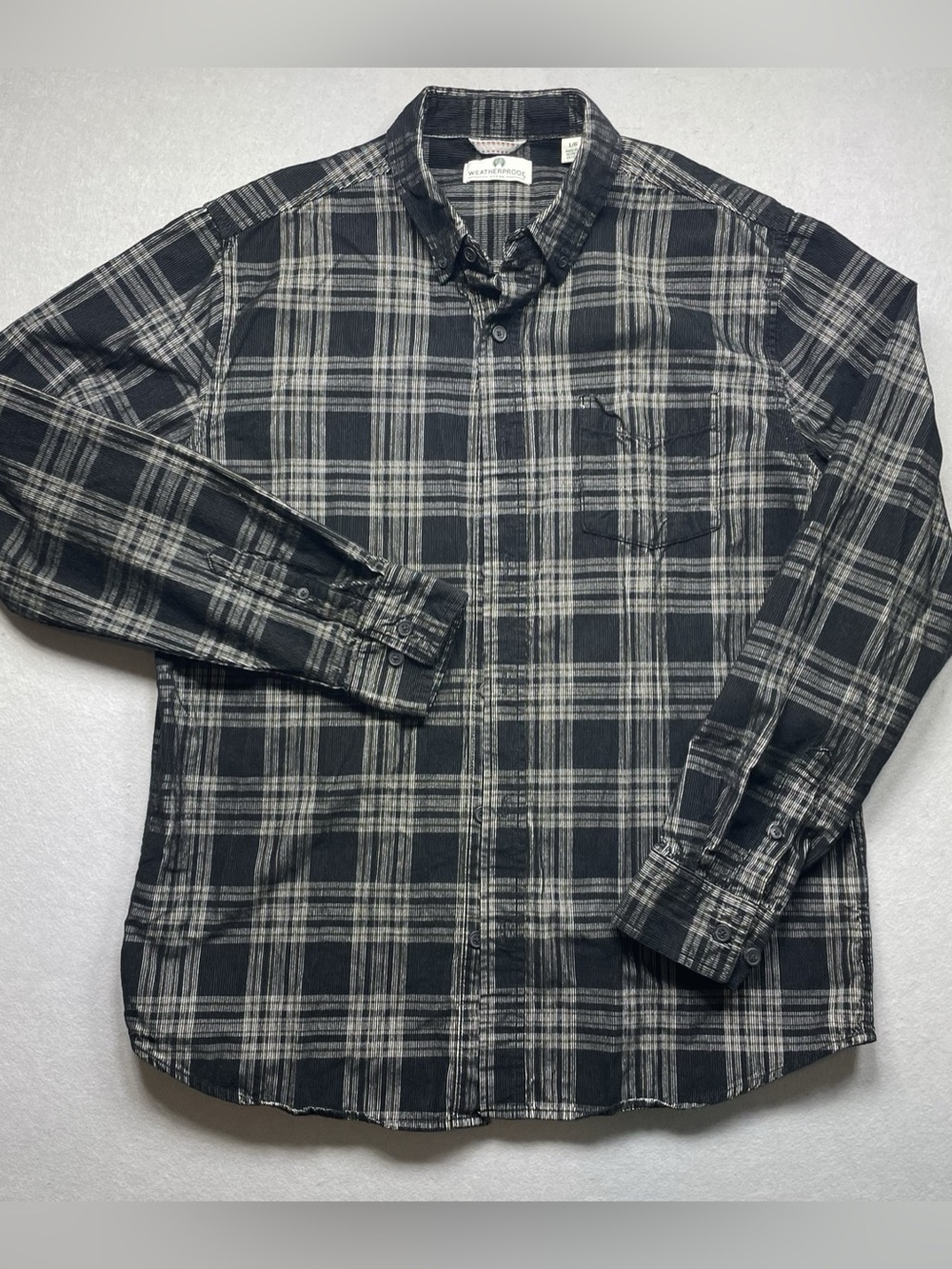 Weatherproof Vintage Corduroy Plaid Button Down in Black/Cream Men’s Large